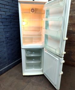 Холодильник двокамерний Liebherr CP 35030